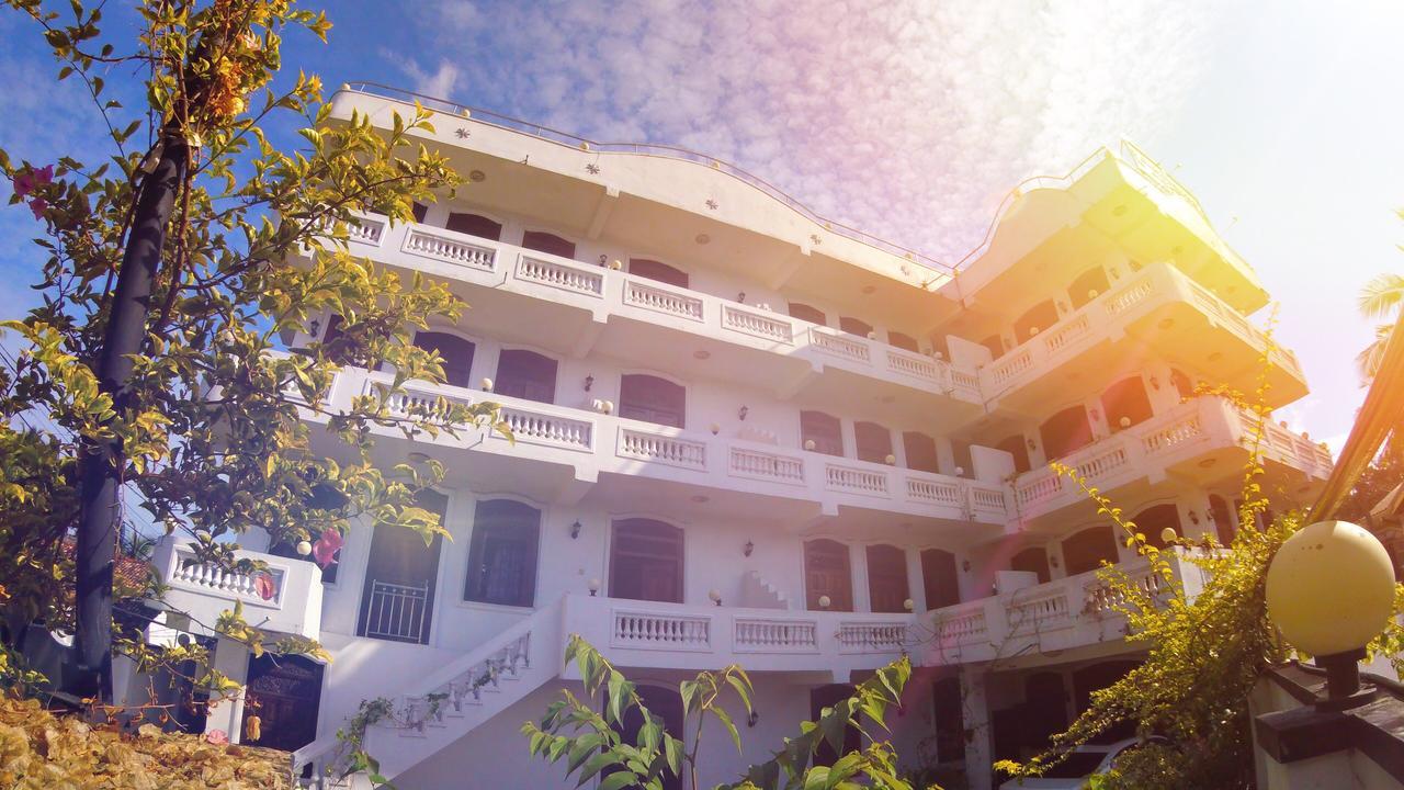 Dew Grand Regency Apartman Bataduwa Kültér fotó